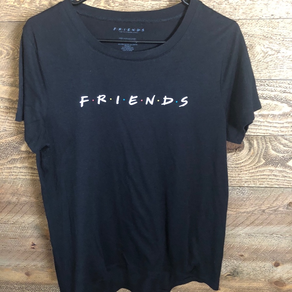 FRIENDS tee